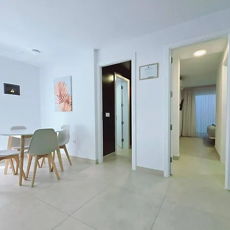 Hotel apartamentowy Mar Bianco - Gay Men Only *