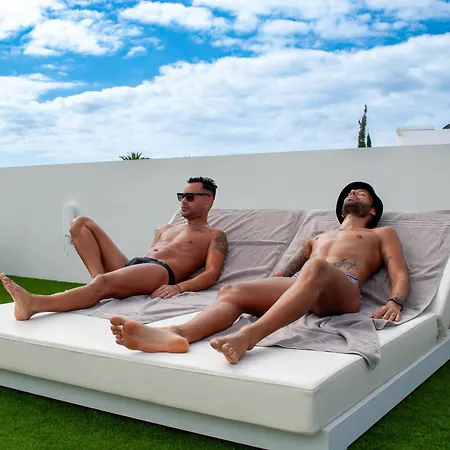 Aparthotel Mar Bianco - Gay Men Only *